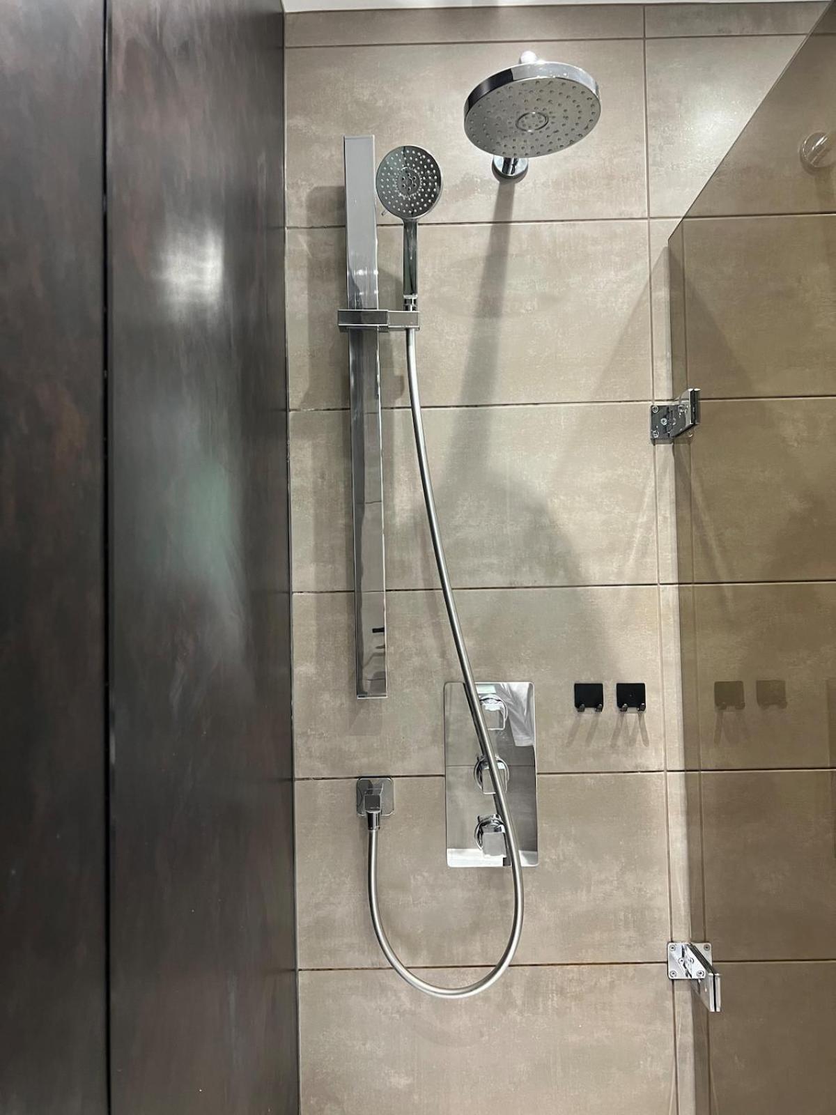 Luxury 2-bed In Shoreditch Apartment London